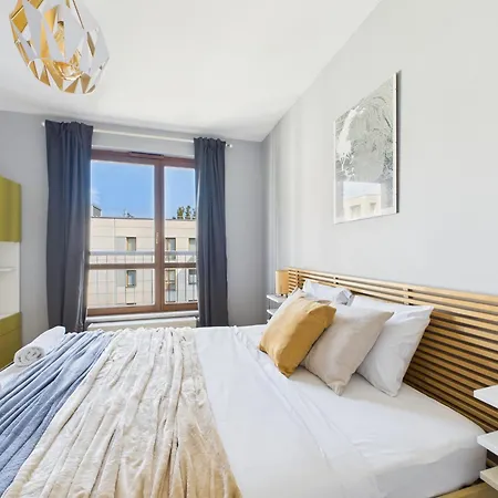 Dywizjonu 149a Superapart 华沙