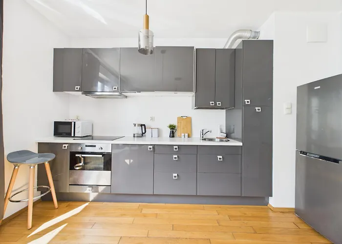 アパート Dywizjonu 149a Superapart *