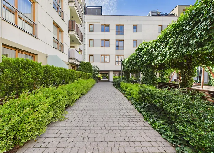 Dywizjonu 149a Superapart ワルシャワ